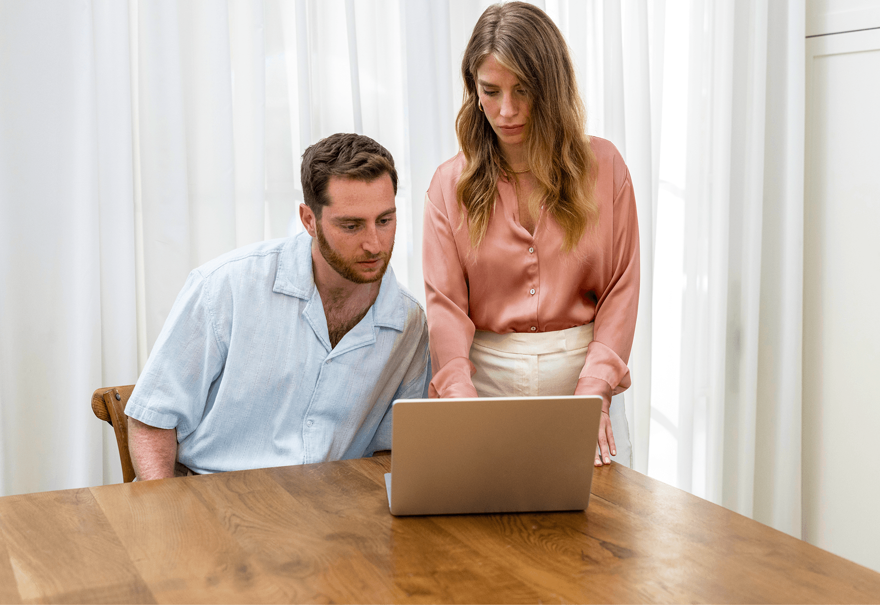 The complete guide to hiring an Airbnb co-host